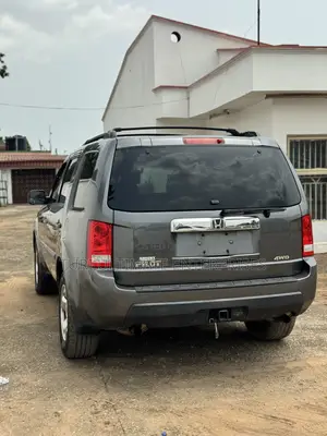 Honda Pilot LX 4dr SUV 4WD (3.5L 6cyl 5A) 2010 Gray