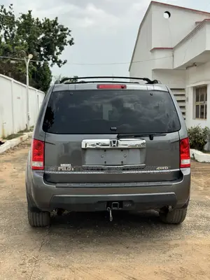 Honda Pilot LX 4dr SUV 4WD (3.5L 6cyl 5A) 2010 Gray