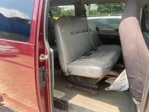 Ford E350 2008 Red