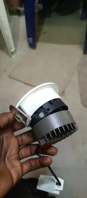 Quality Led Pop Recess Fitting Light 9watts