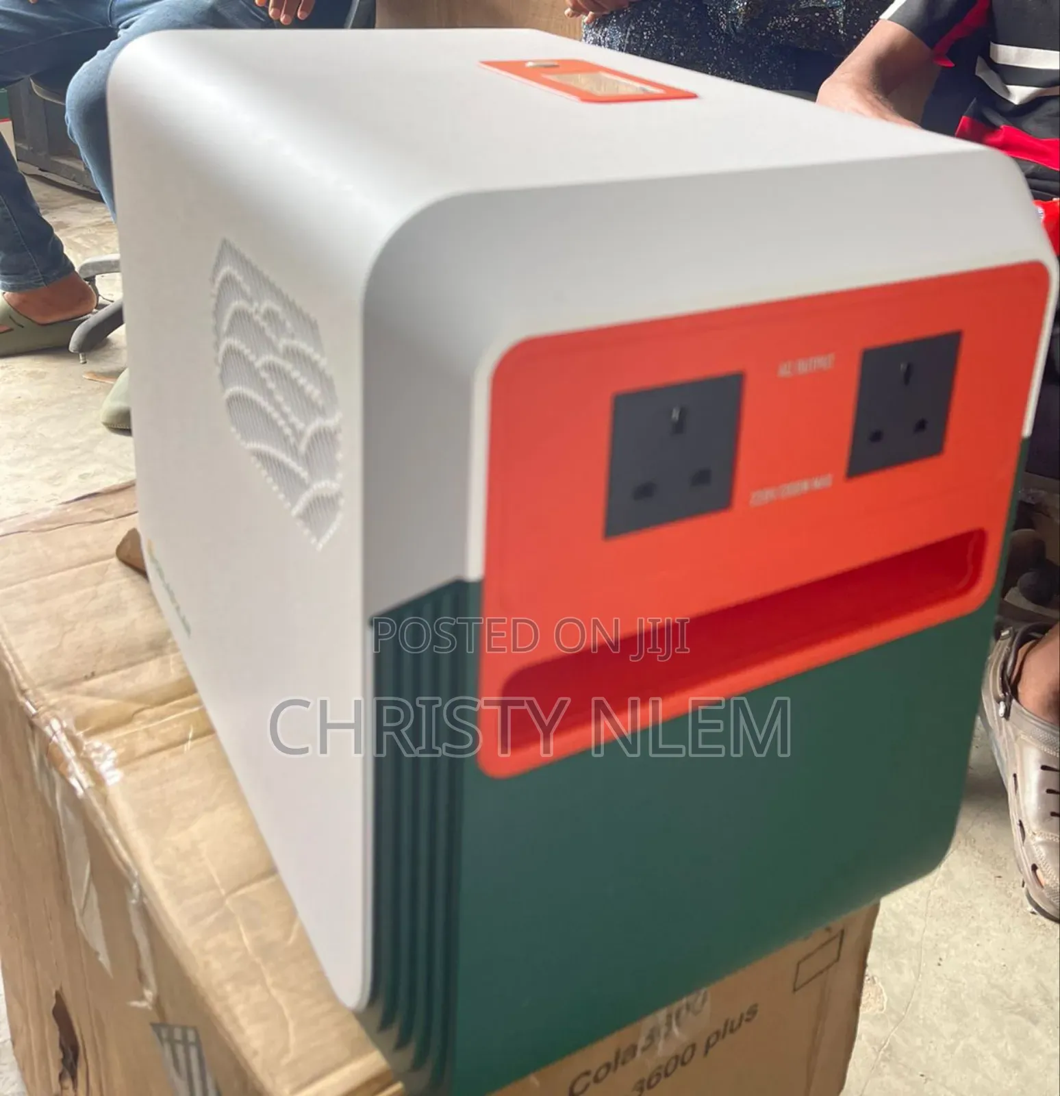3.6kwh Plus Cola Solar Generator