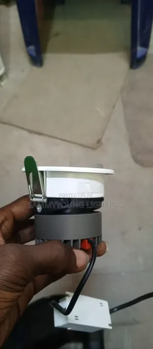 Quality Led Pop Recess Fitting Light 9watts