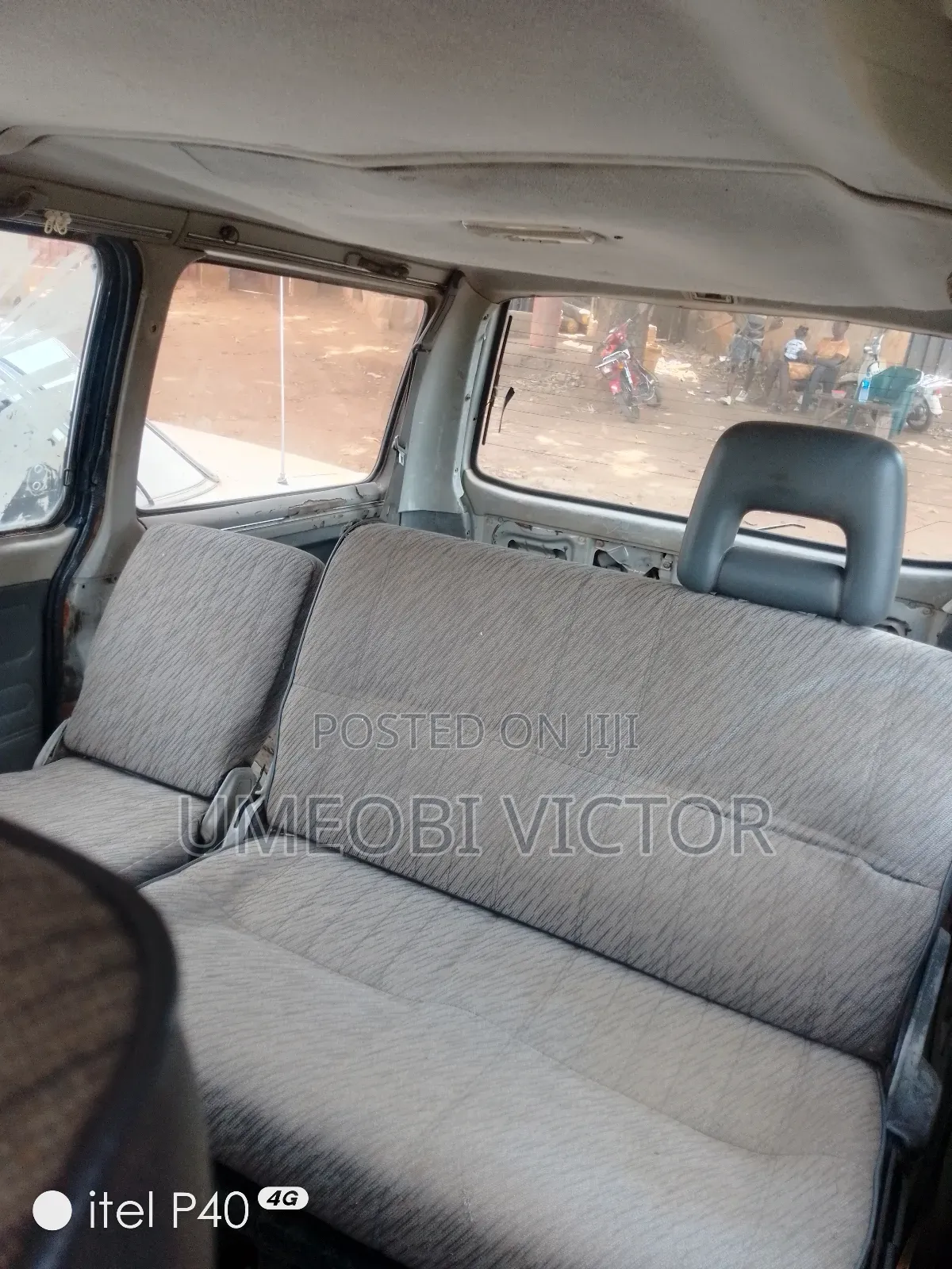 Mitsubishi L300 2002 Silver