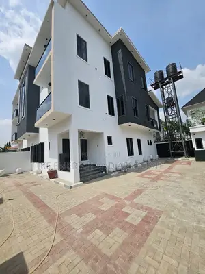 4bdrm Duplex in Zone 2 / Wuse for sale