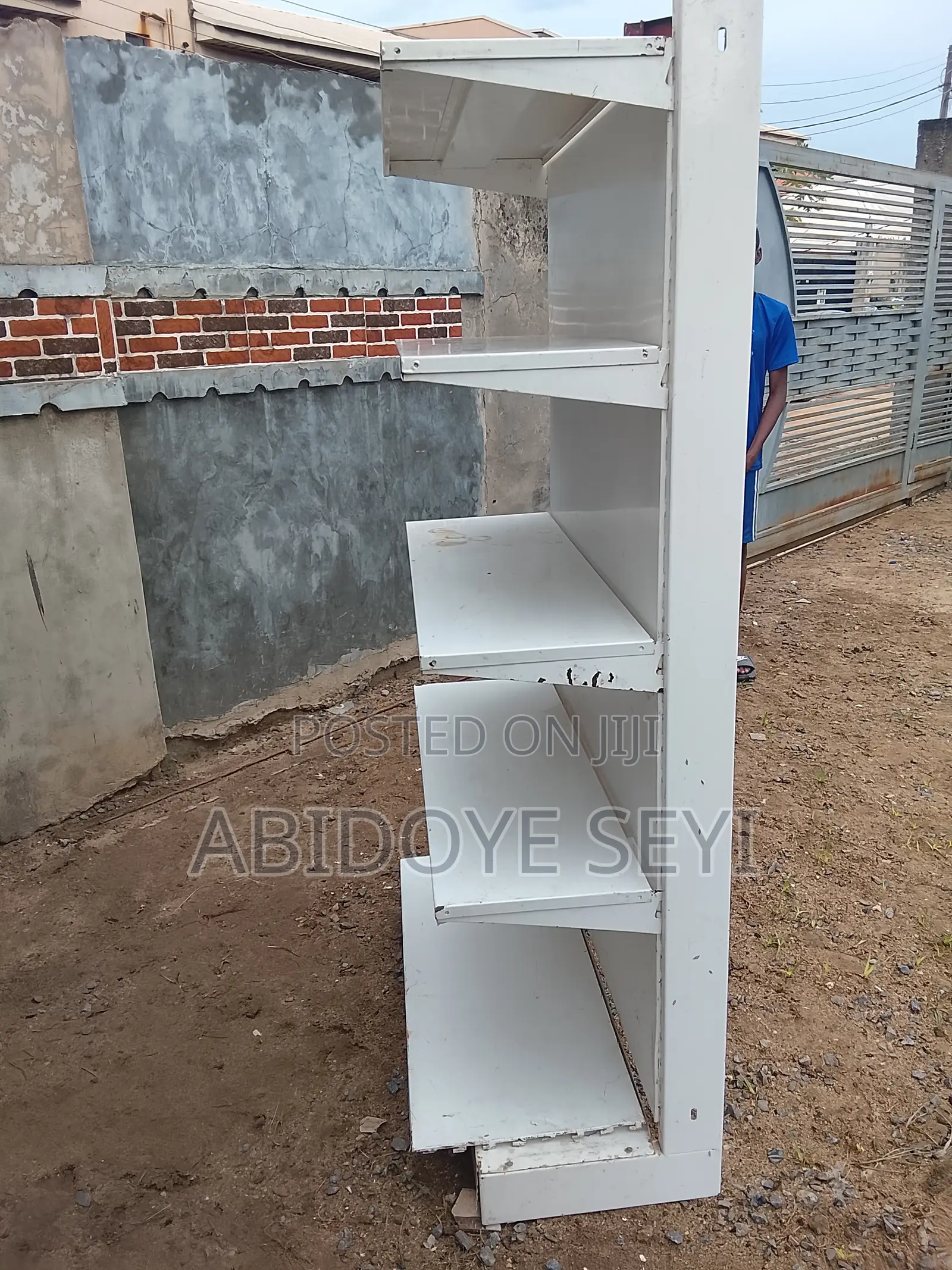 Supermaket Shelves