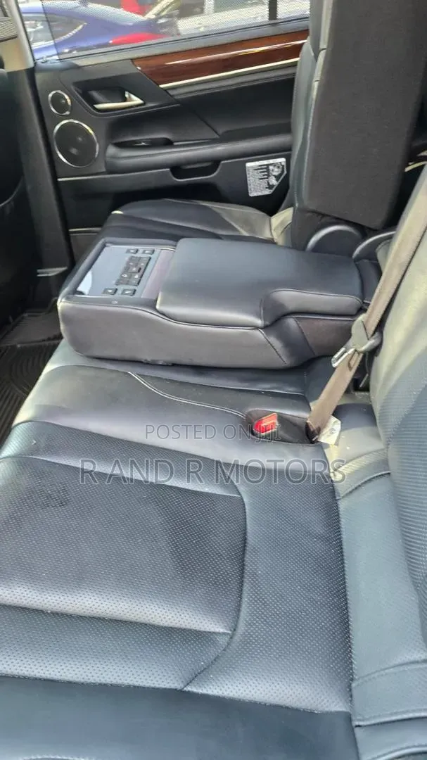 Lexus LX 2017 Black
