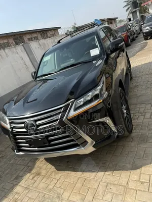 Lexus LX 2017 Black
