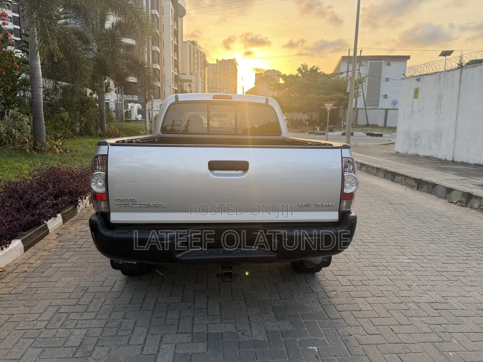 Toyota Tacoma Double Cab V6 Automatic 2010 Silver