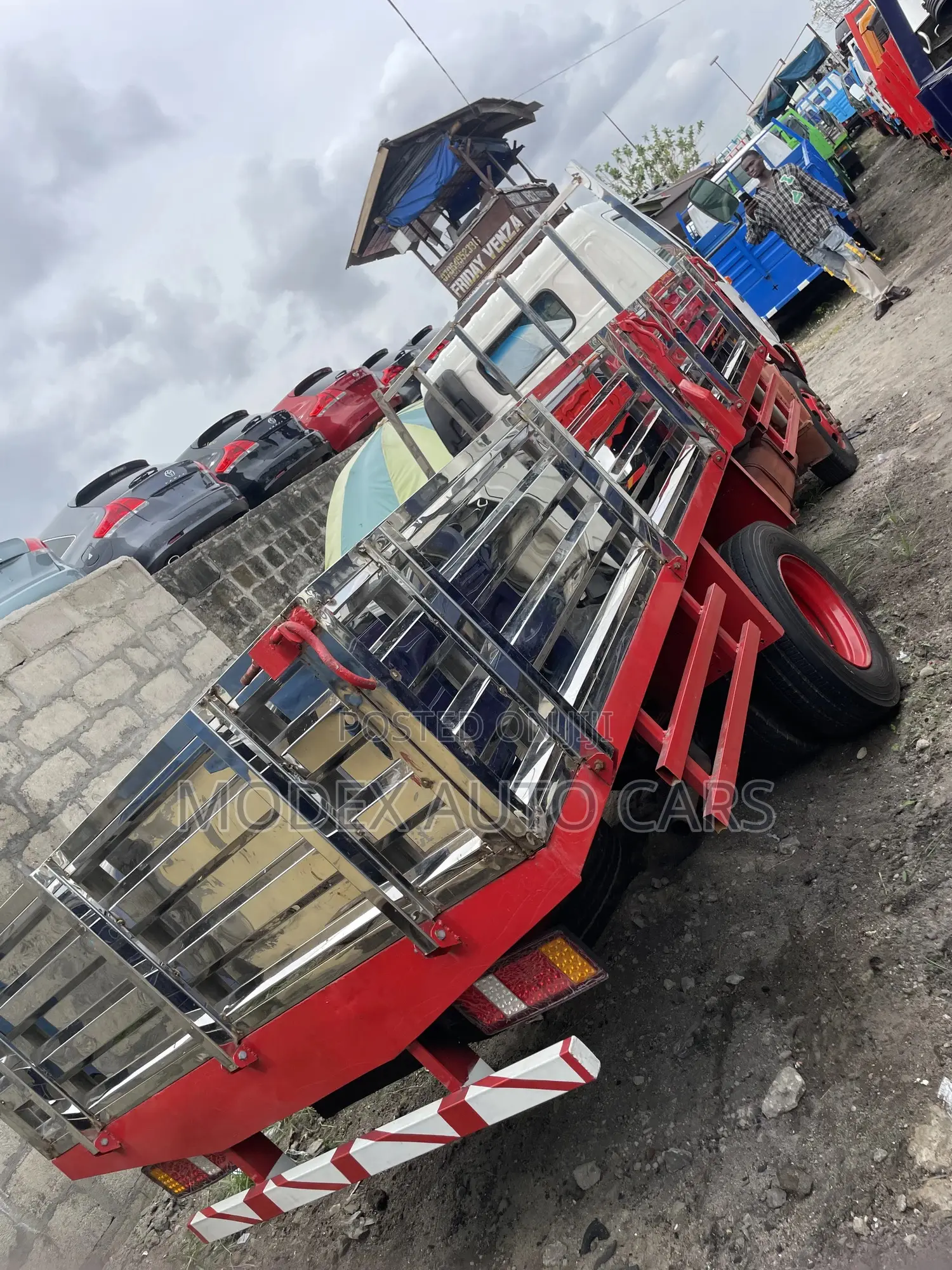 Toyota Dyna 400 2000 White