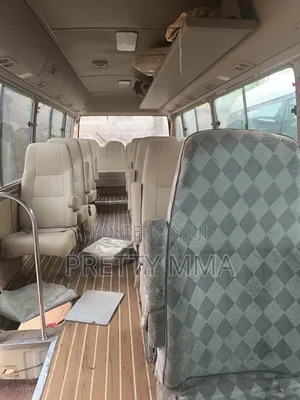 Toyota Coaster 2017 Beige