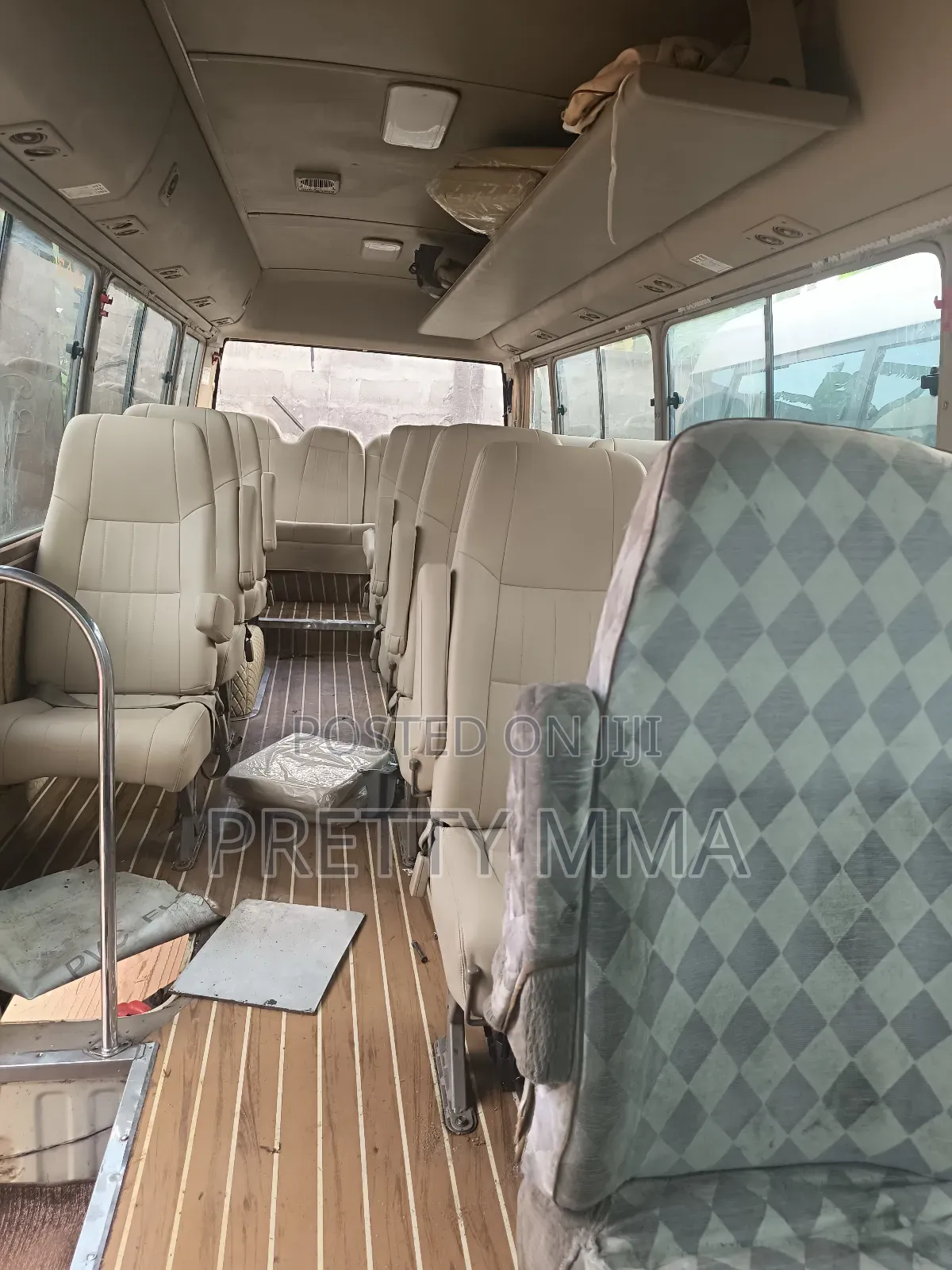 Toyota Coaster 2017 Beige