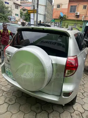 Toyota RAV4 2008 Silver