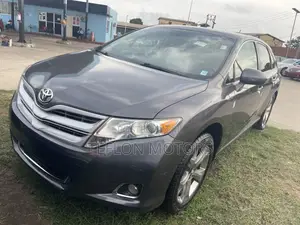 Toyota Venza V6 AWD 2010 Gray