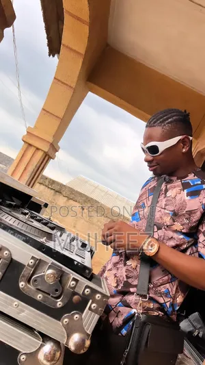 Dj Service