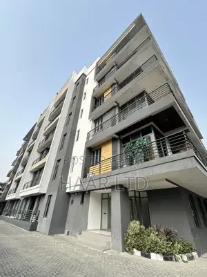 3bdrm Apartment in Lekki Phase 1 for sale