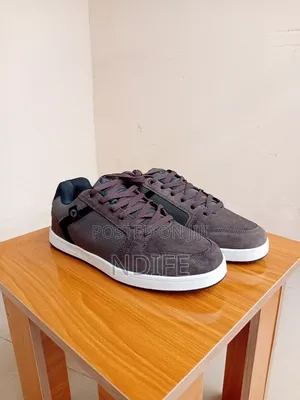 Thrift Airwalk Sneakers (Original)