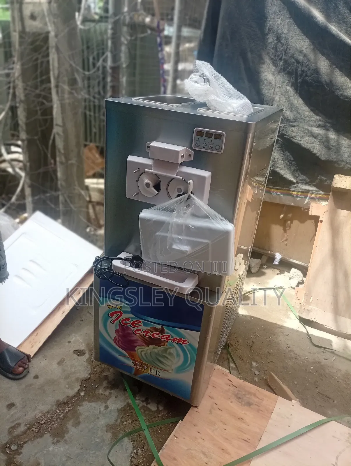 Ice Cream Machine