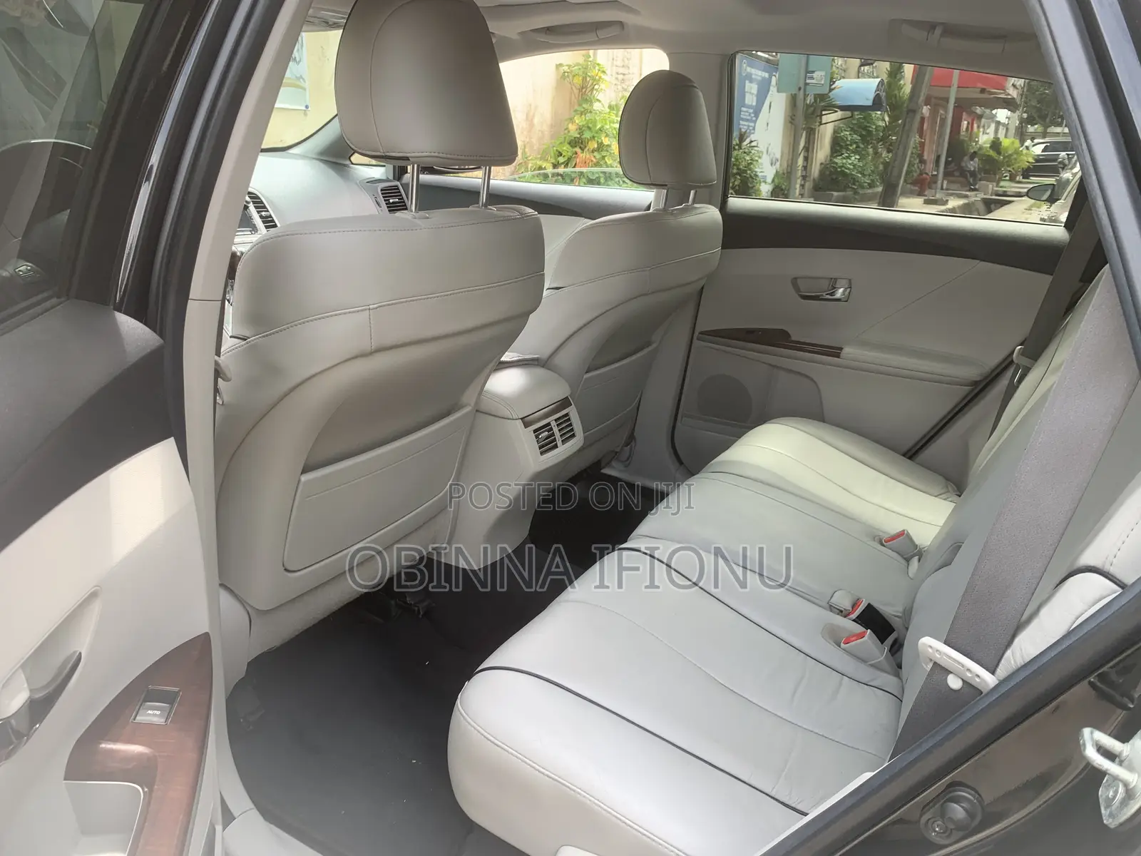 Toyota Venza 2011 Black
