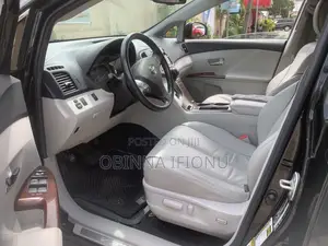 Toyota Venza 2011 Black