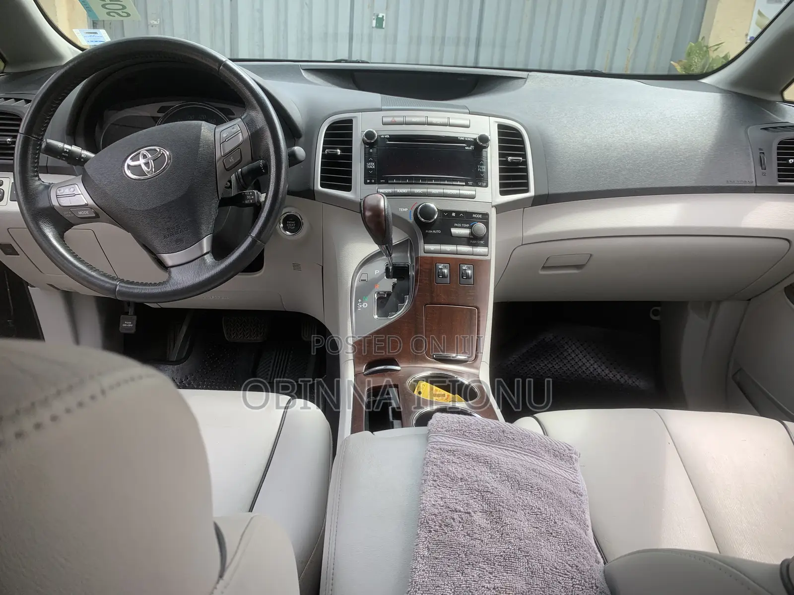 Toyota Venza 2011 Black