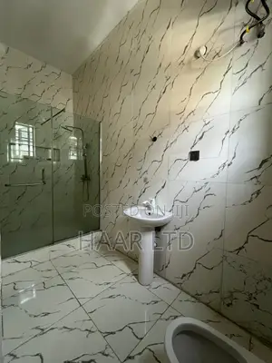 4bdrm Duplex in Lekki Phase 2 for rent