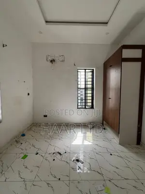 4bdrm Duplex in Lekki Phase 2 for rent