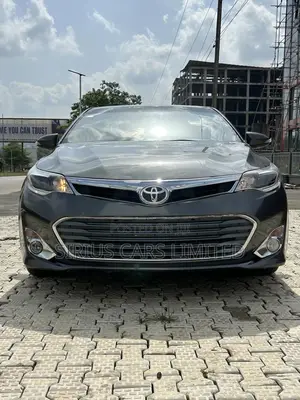 Toyota Avalon XLE 4dr Sedan (3.5L 6cyl 6A) 2014 Gray