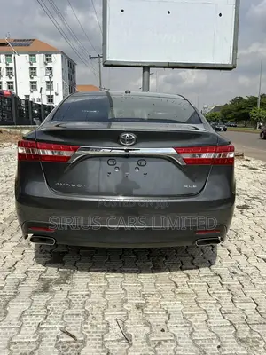 Toyota Avalon XLE 4dr Sedan (3.5L 6cyl 6A) 2014 Gray