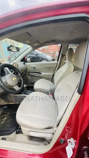Nissan Almera 2015 Red