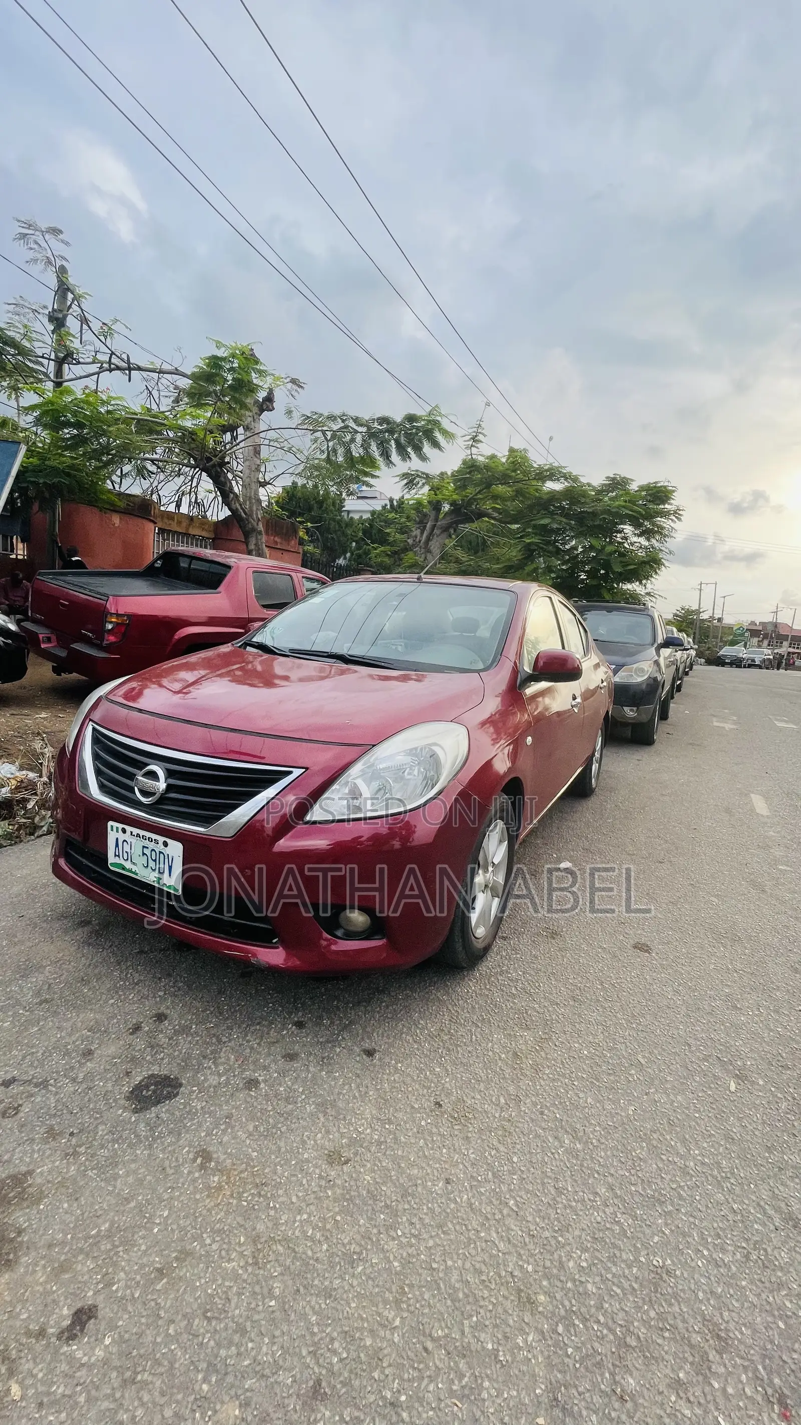 Nissan Almera 2015 Red