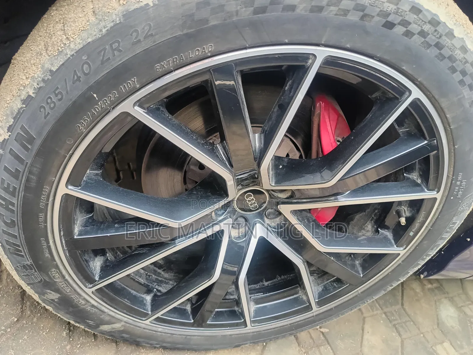 Audi Q8 2021 Blue