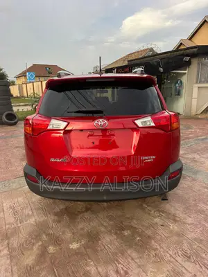 Toyota RAV4 Limited 4dr SUV AWD (2.5L 4cyl 6A) 2014 Red