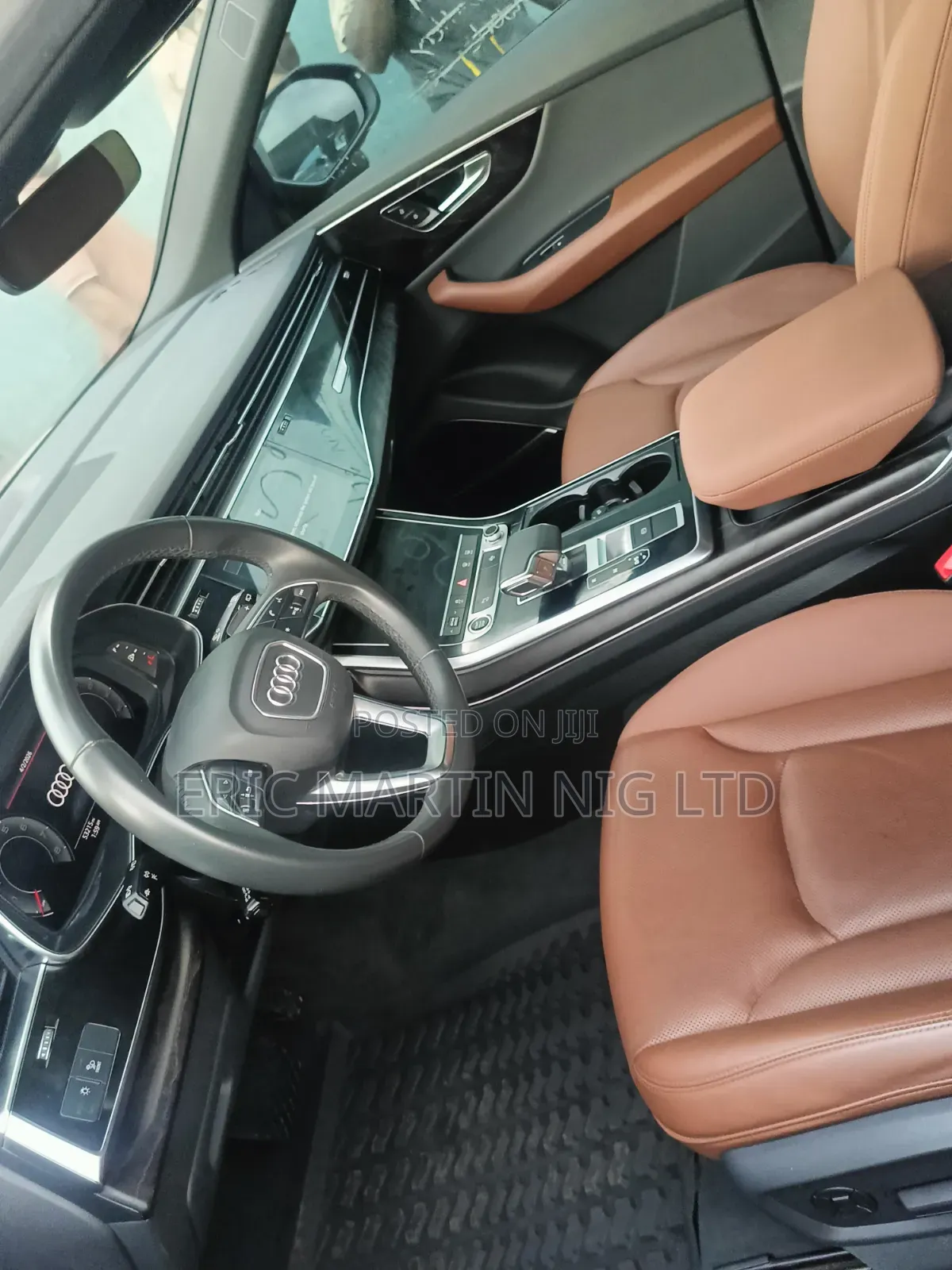 Audi Q8 2021 Blue