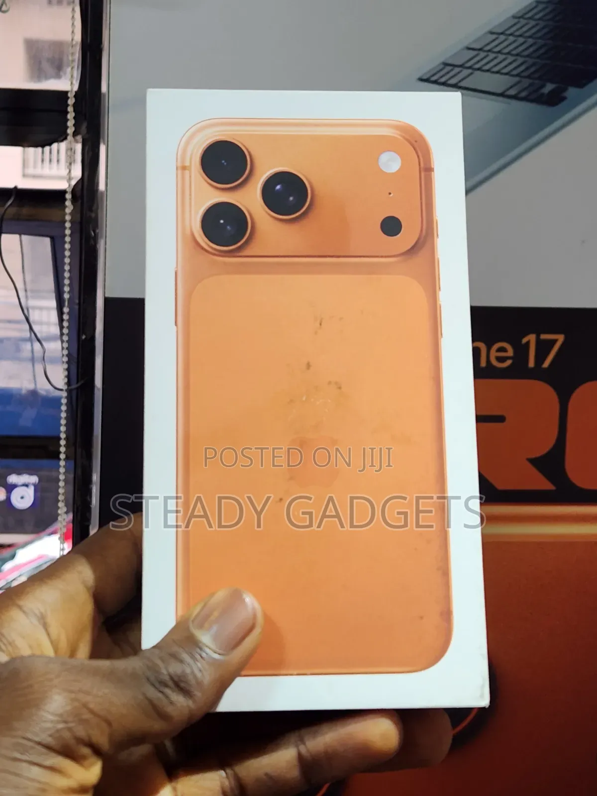 New Apple iPhone 17 Pro Max 256 GB Orange