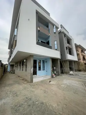 2bdrm Apartment in Soluyi for sale