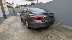Toyota Camry LE 4dr Sedan (2.5L 4cyl 6A) 2017 Gray