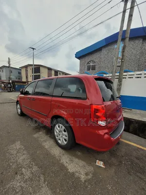 Dodge Caravan 2013 Red