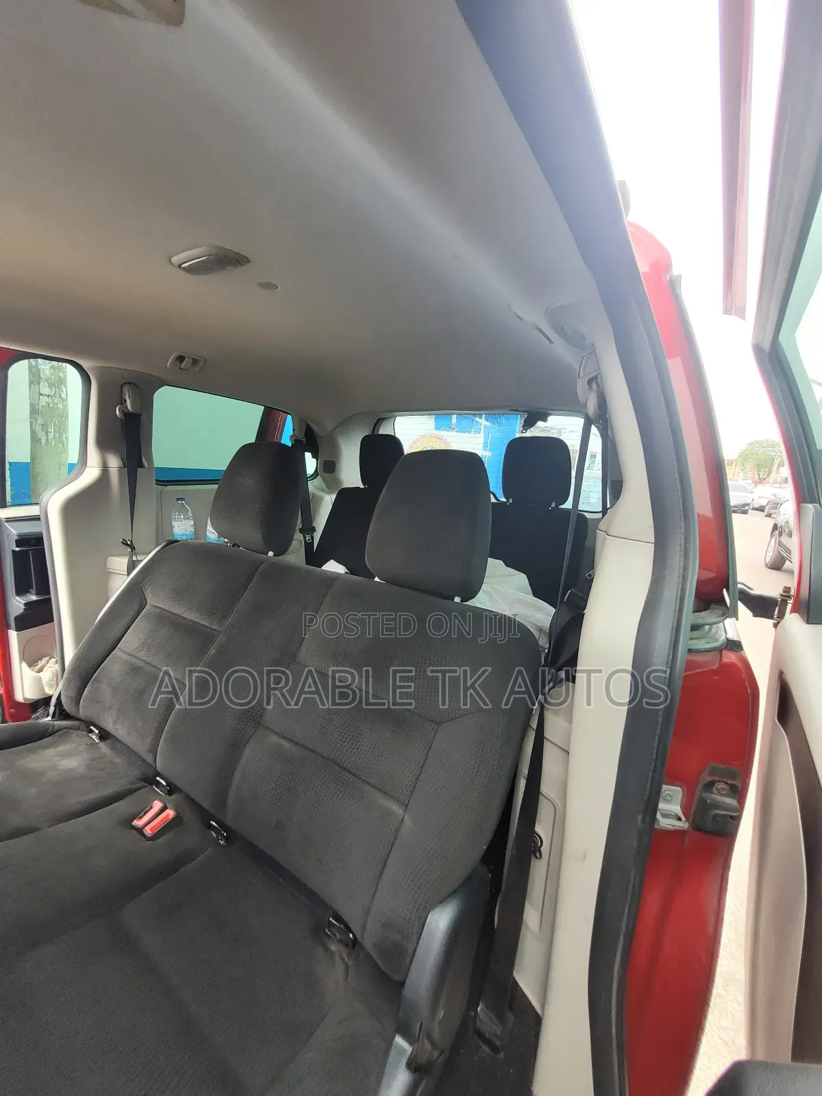 Dodge Caravan 2013 Red