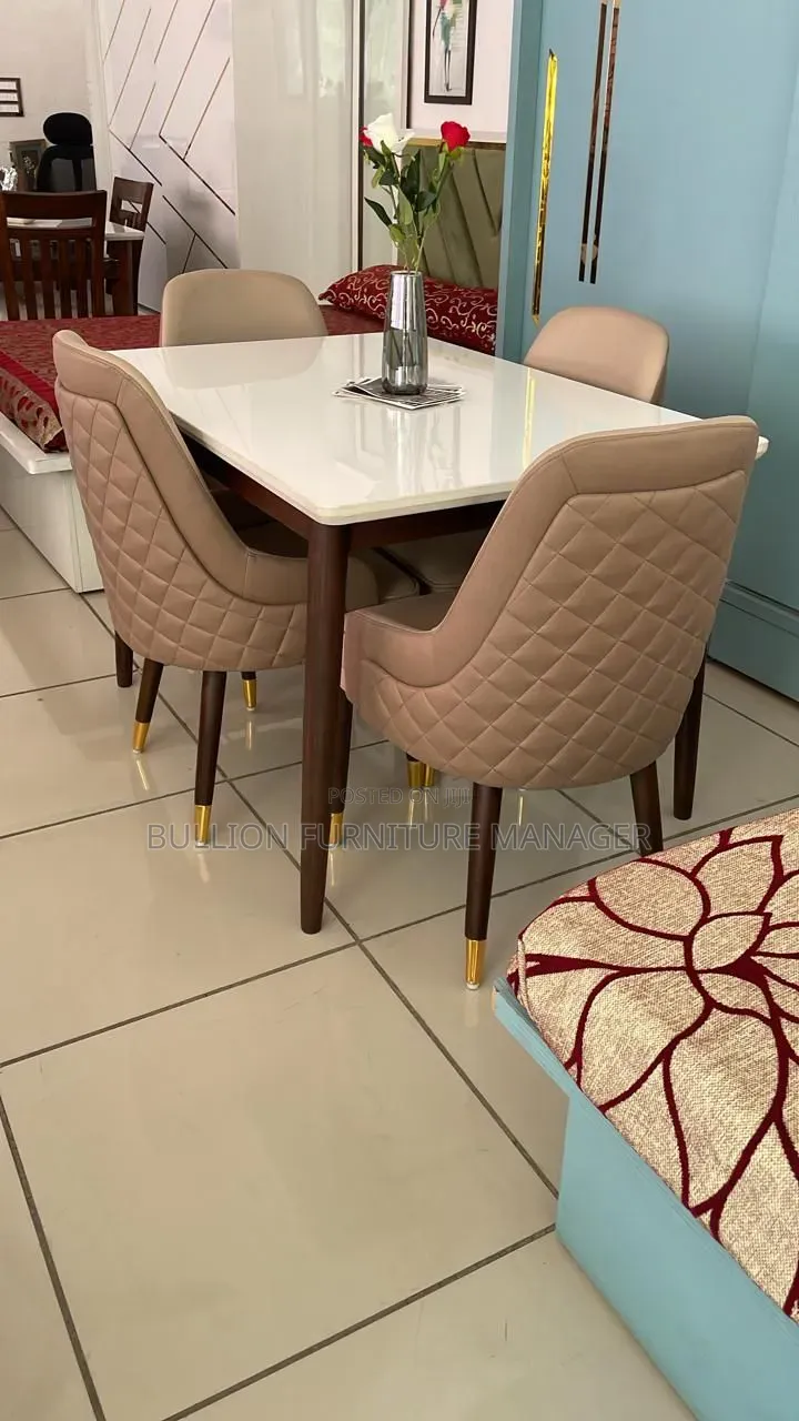 6 Seats Dining Set