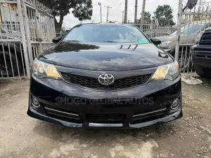 Toyota Camry SE 4dr Sedan (2.5L 4cyl 6A) 2014 Black