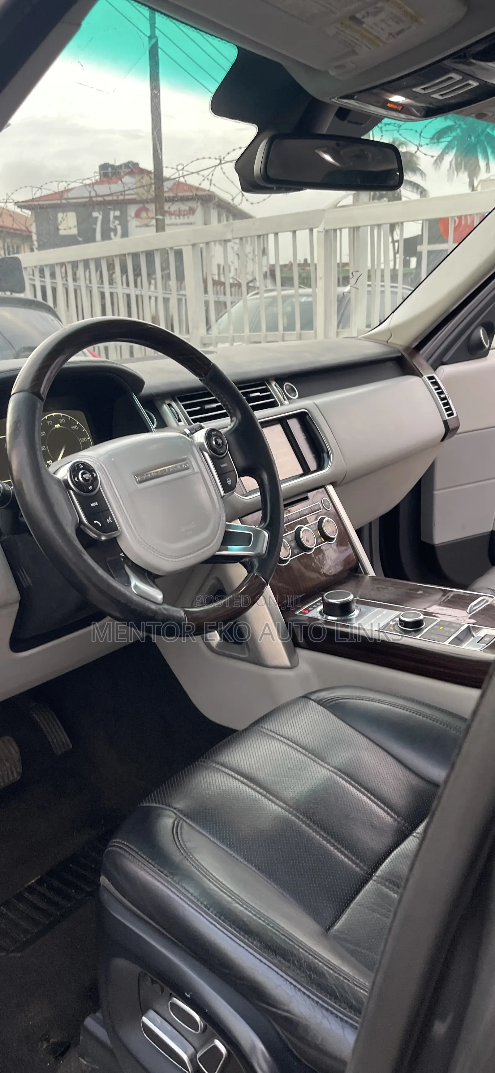 Land Rover Range Rover 2015 Gray