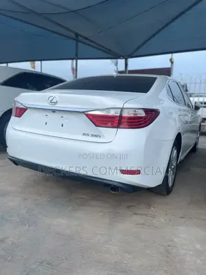 Lexus ES 2015 White