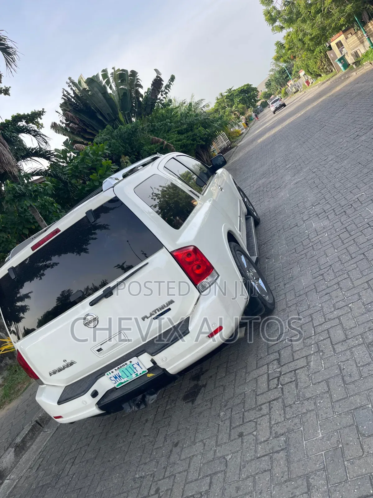 Nissan Armada Platinum 2012 White