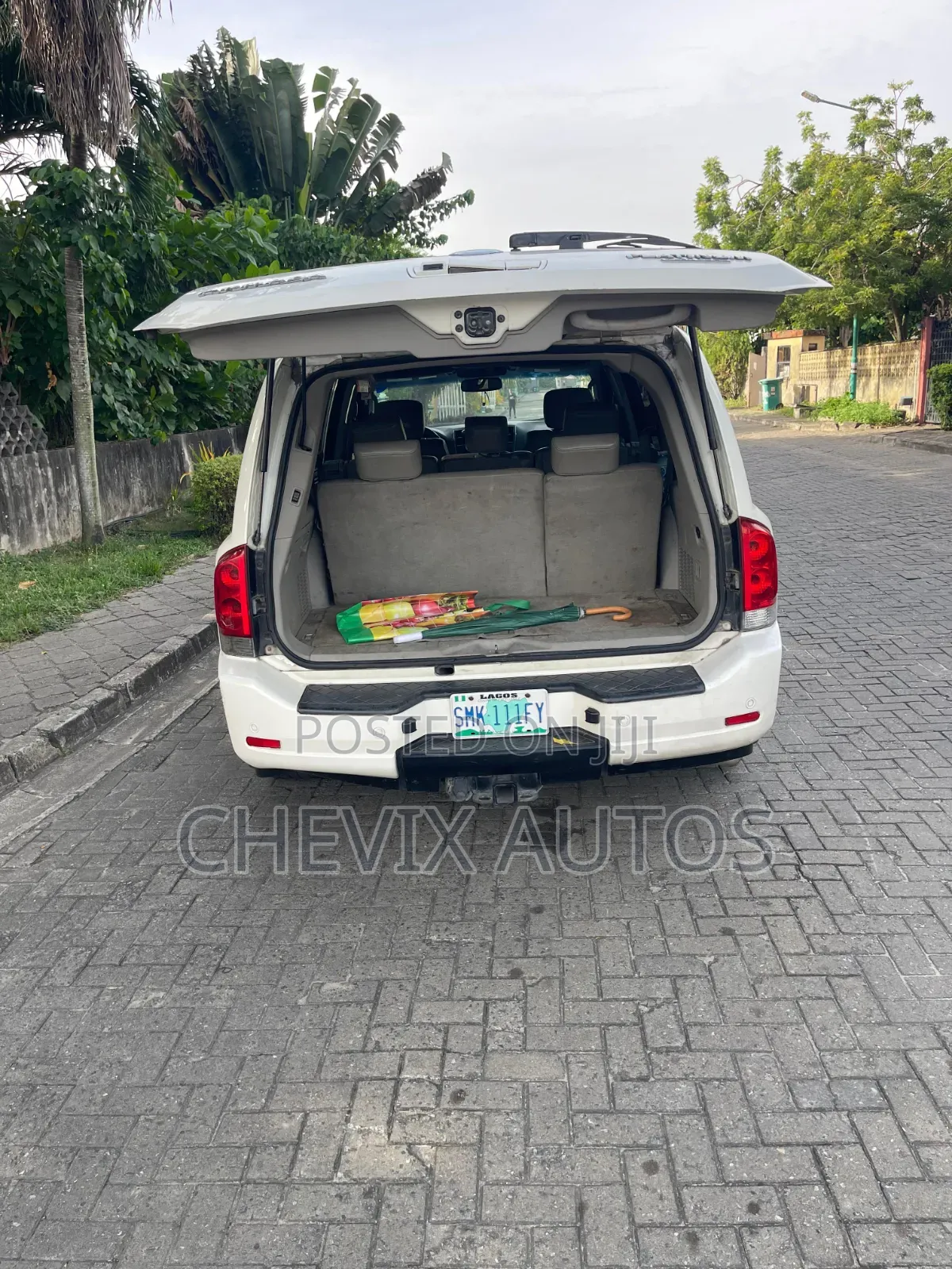 Nissan Armada Platinum 2012 White