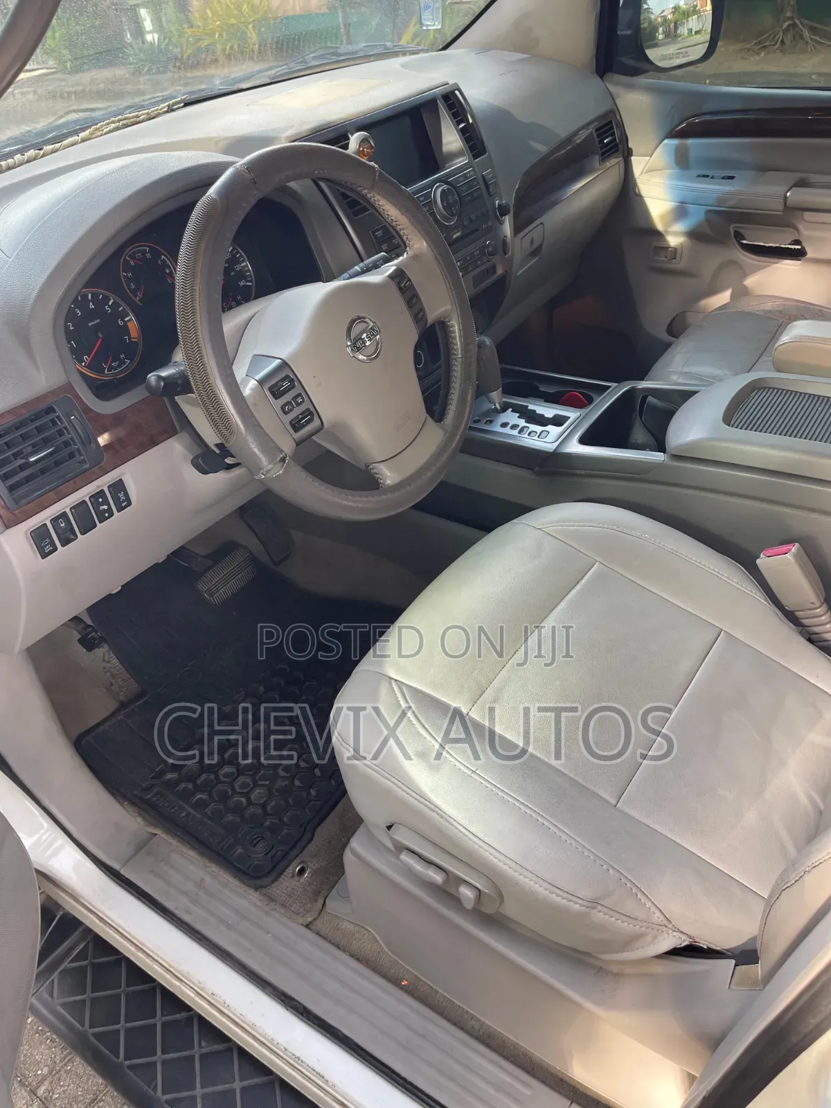 Nissan Armada Platinum 2012 White