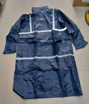 Rain Coat Poliyealester