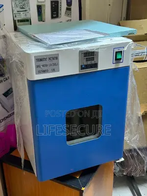 Hospital Infant Thermostat Incubator