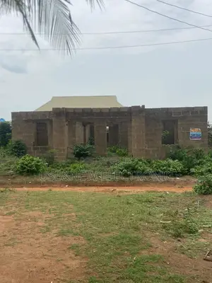 3bed Room Uncompleted Building