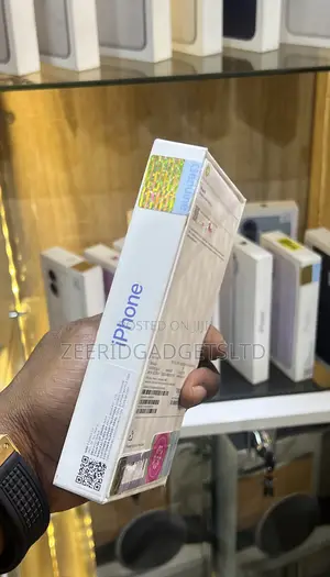 New Apple iPhone 16 128 GB Blue