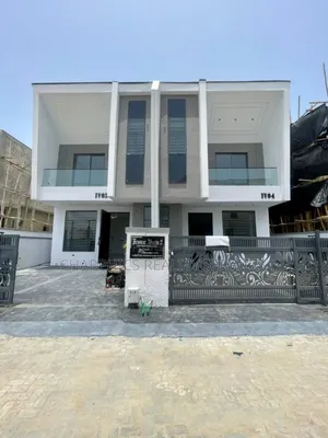 4bdrm Duplex in Ikota for sale